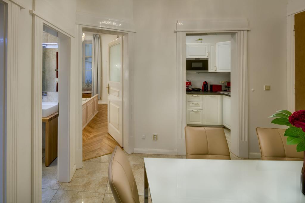 Dusni - Old Town Apartment براغ المظهر الخارجي الصورة