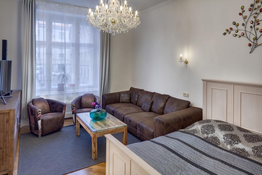 Dusni - Old Town Apartment براغ المظهر الخارجي الصورة